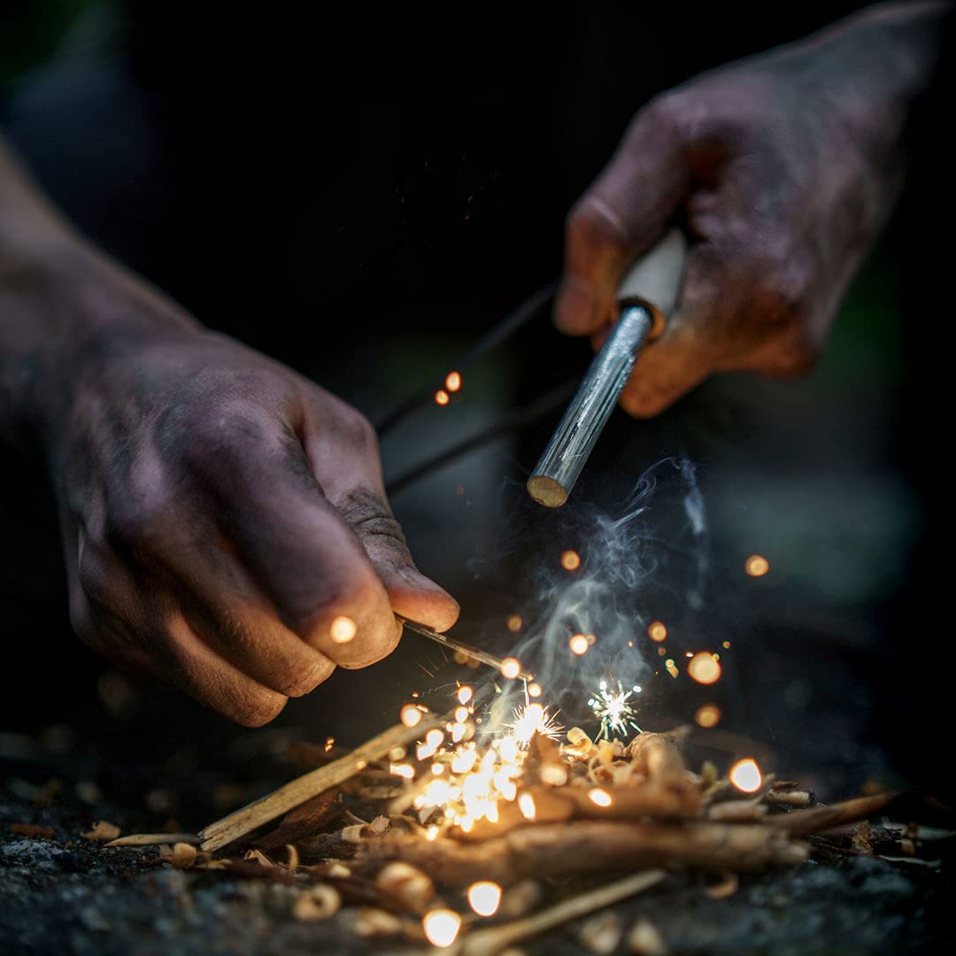 Premium vuurstaal uit noodrugzak - magnesiumstaaf met noodarmband